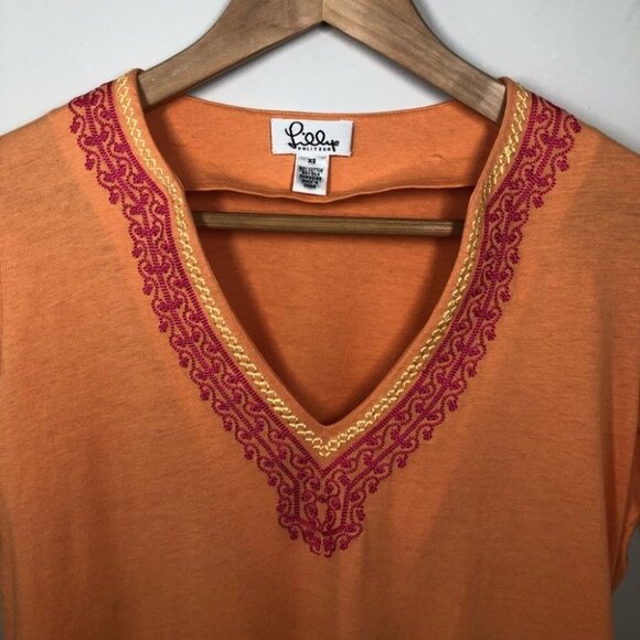 LILLY Pulitzer Orange Embroidered T-shirt Size  XS - Picture 2 of 6